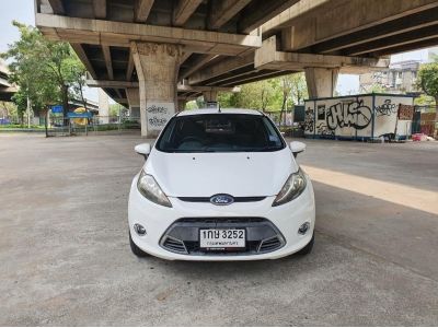 Ford Fiesta 1.6 Trend auto รูปที่ 2